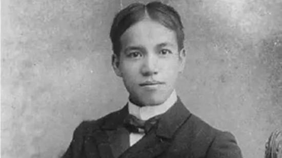中国近代思想家、政治活动家、学者梁启超出生于1873年2月23日