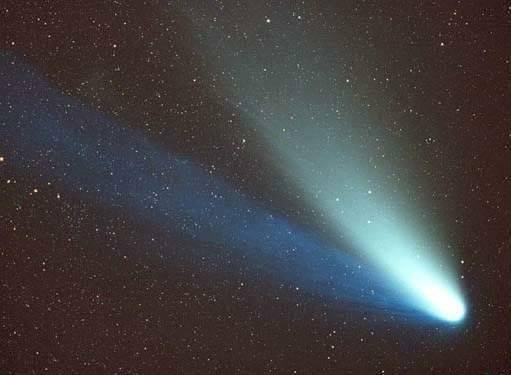 1997年3月9日，日全食与彗星同时在漠河出现