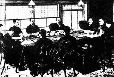 1934年4月17日，日本外务省情报部长天羽英二发表“天羽声明”