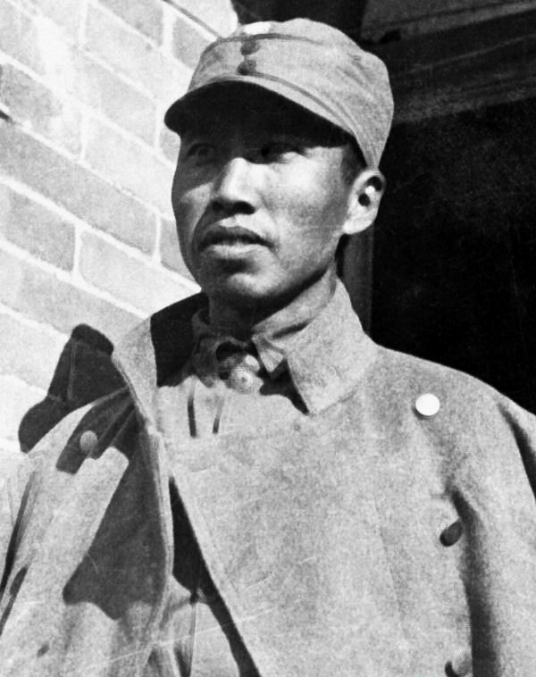 1942年5月25日，八路军副总参谋长左权将军牺牲