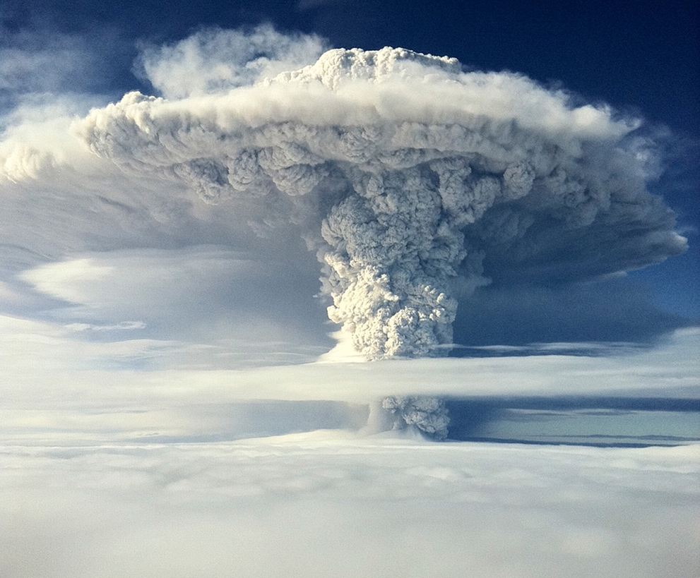1991年6月9日，皮纳图博火山爆发