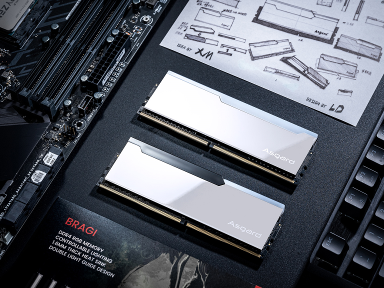 《索尔 DDR5-8000》旗舰内存最新资讯：银灰镜面、支持 RGB 灯效