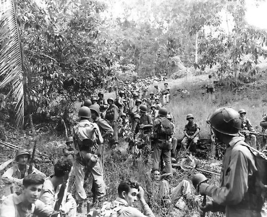 1942年8月7日，瓜达尔卡纳尔岛战役开始