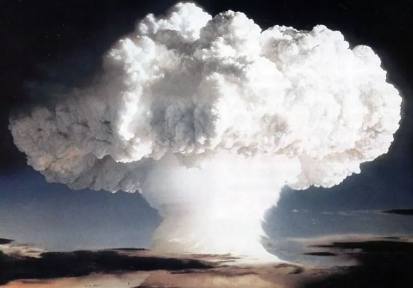 1996年9月10日，《全面禁止核试验条约》 在联合国大会通过