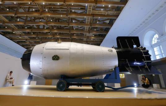 1961年10月30日，苏联试爆氢弹“沙皇炸弹”