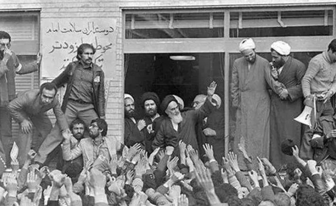1905年12月14日，伊朗革命爆发