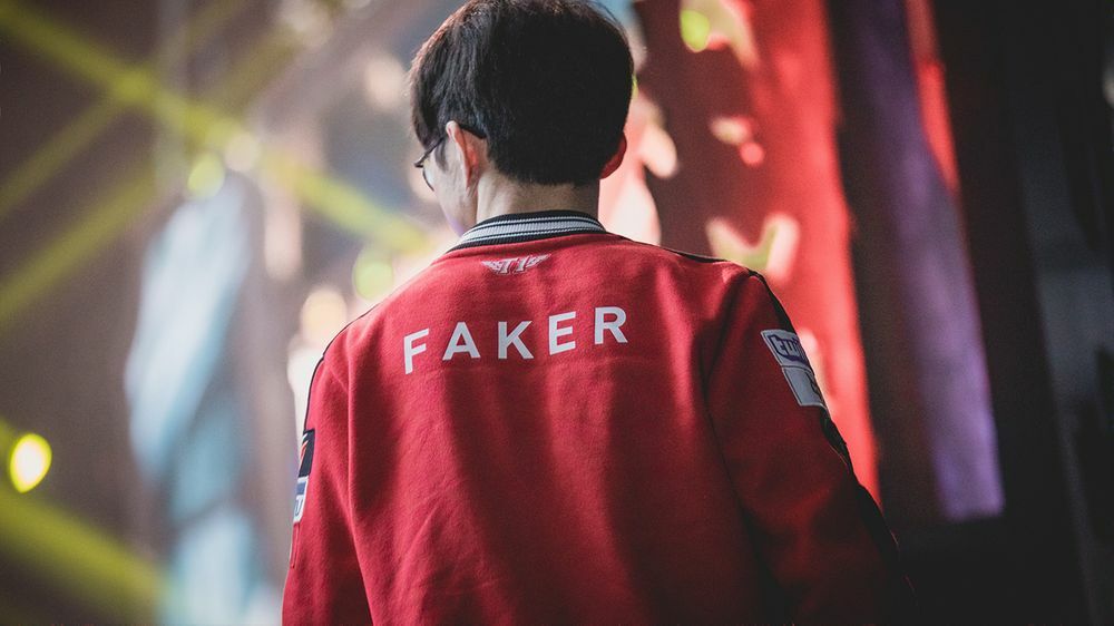 韩网票选前五中单：Faker以91.1%得票率3517分位列第一