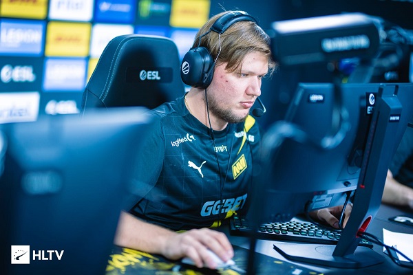 NaVi Coach Kane Voices Concerns About s1mple's Pressure on Teammates