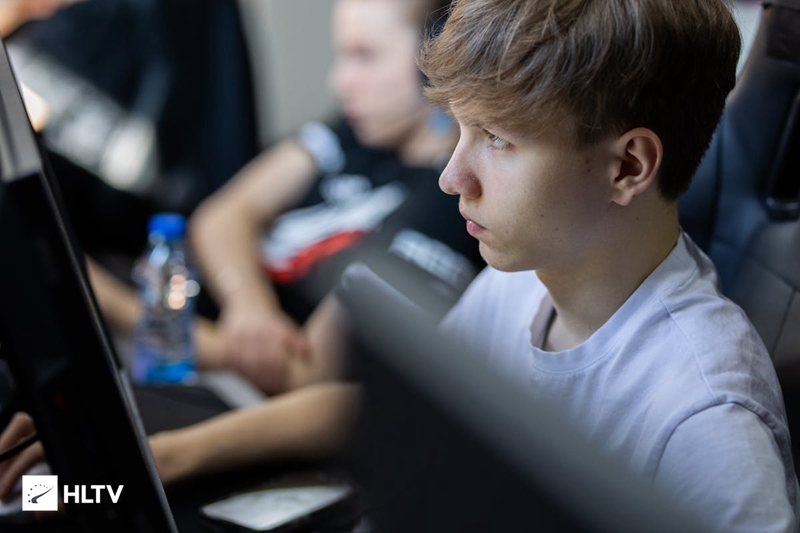 Unleashing Unstoppable Skills: m0NESY Secures Number 7 Spot in HLTV's 2022 Best Player Rankings