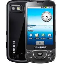 三星于2009年4月27日推出了第一款安卓系统的手机Galaxy i7500