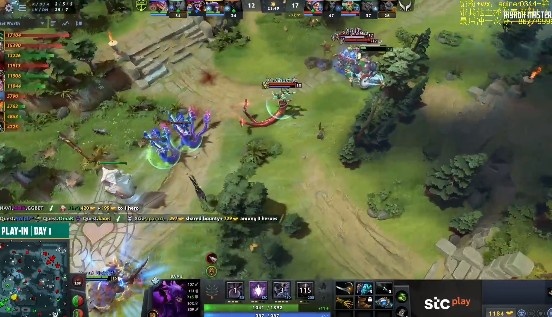 《DOTA2》利雅得大师赛赛报：JT三号位地卜师出奇效 拒绝者女王中路打回自信 XG2-0QE