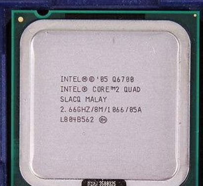 2007年4月，英特尔发布Core2Quad处理器Q 6700