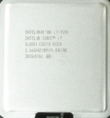 英特尔于2008年11月发布了第一个I7系列的桌面处理器